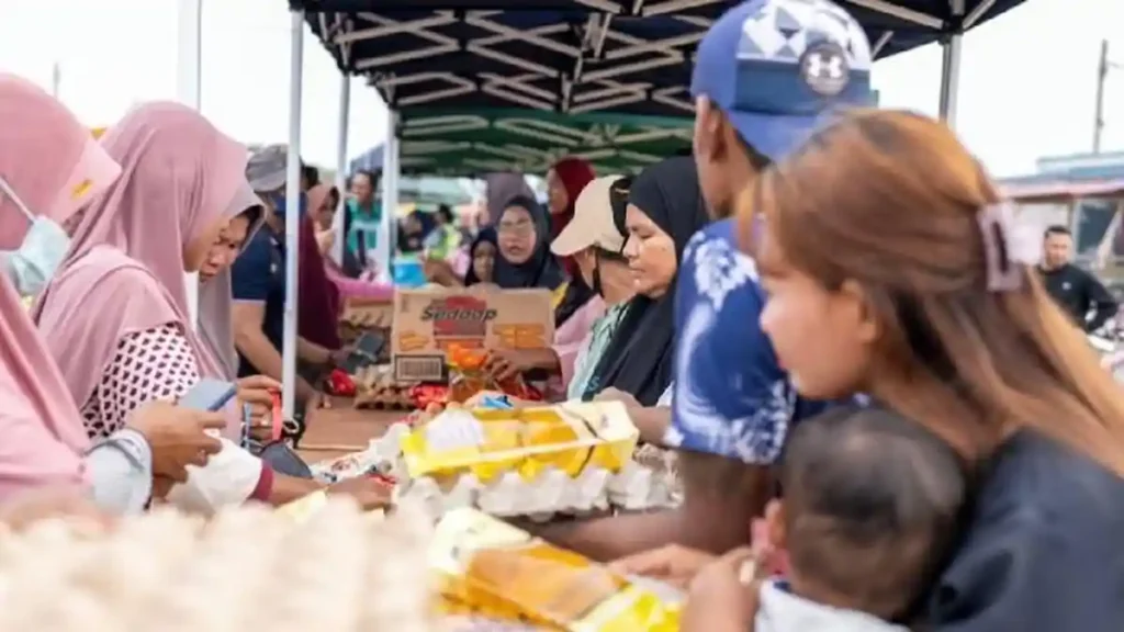 Cerita dari Obi: Ramadan jadi Motor Penggerak Ekonomi Warga Maluku Utara