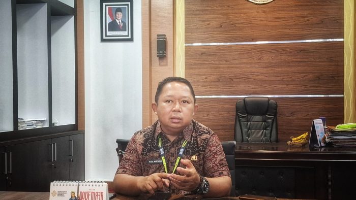 Kampanye Hijau, Pemkot Ternate Bagikan Kantong Belanja Gratis pada Aksi Earth Hour