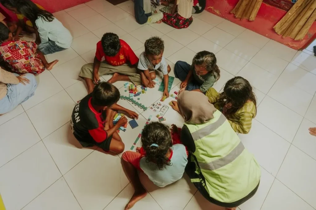 Dari Simore hingga Nyinga Moi, Harita Nickel Bangun Literasi Anak Obi Lewat Rumah Belajar