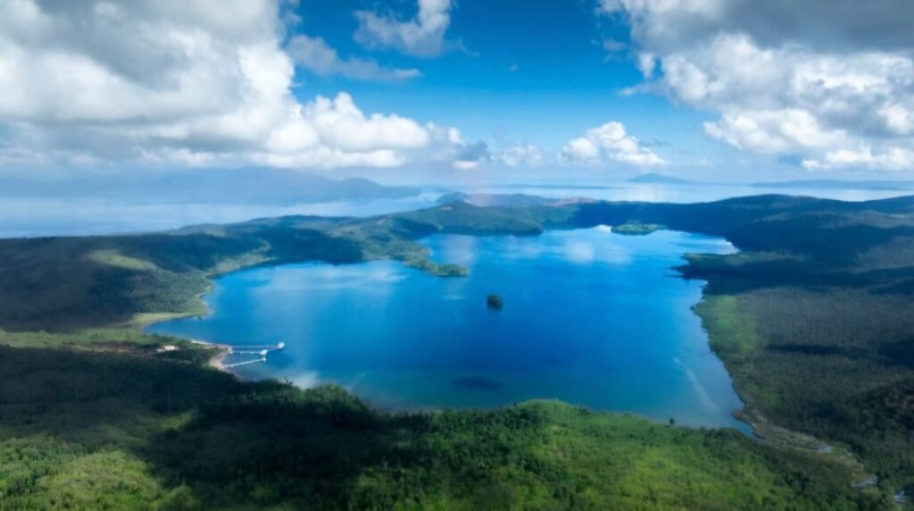 Merawat Danau Karo, Menjaga Oasis di Tengah Kawasan Industri Obi