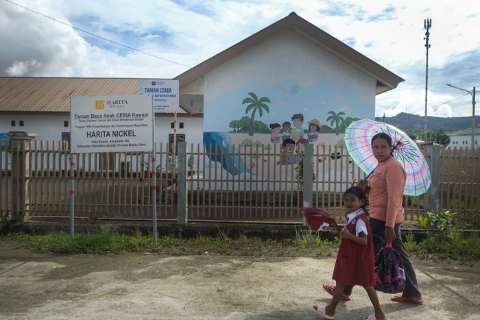 Dukung Literasi Anak di 3T, Harita Nickel Bangun Rumah Belajar di Pulau Obi