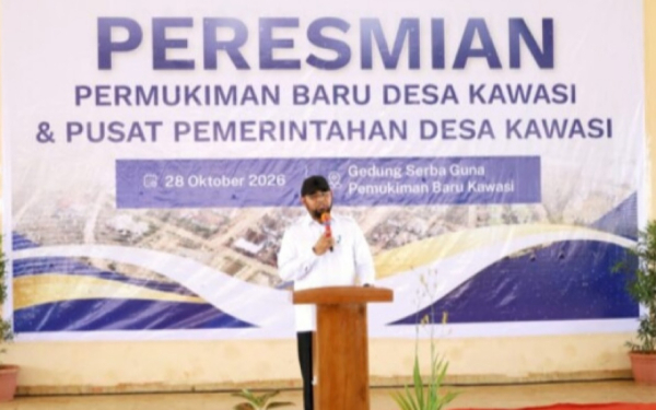 Bupati Bassam Resmikan Pemukiman Baru di Kawasi